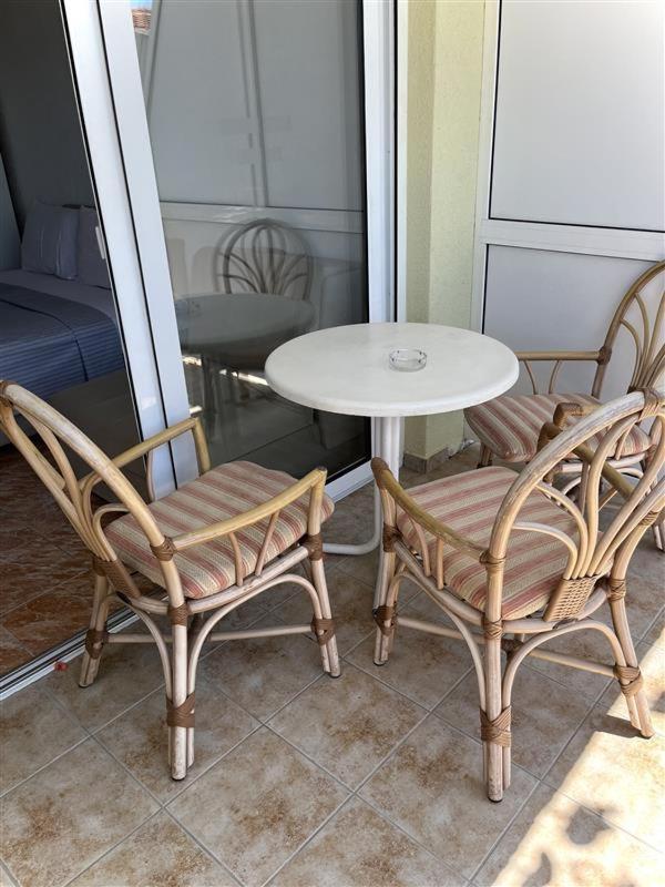Apartmani Neda Bane Petrovac Extérieur photo