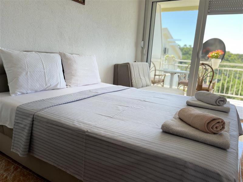 Apartmani Neda Bane Petrovac Extérieur photo