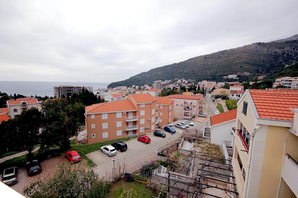 Apartmani Neda Bane Petrovac Extérieur photo