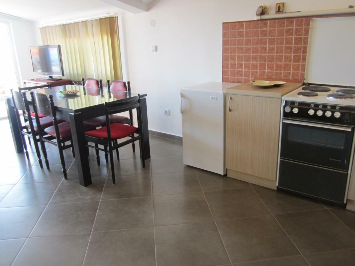 Apartmani Neda Bane Petrovac Extérieur photo