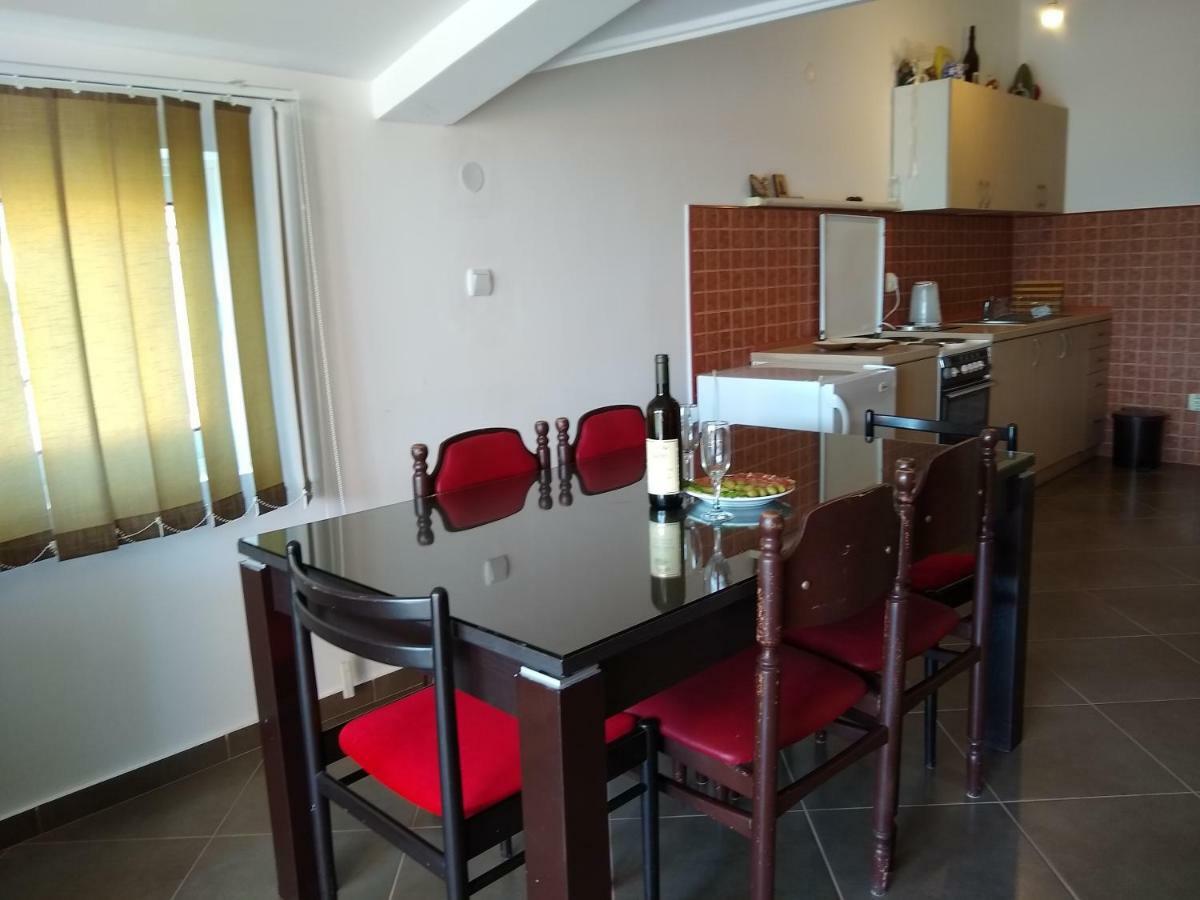 Apartmani Neda Bane Petrovac Extérieur photo
