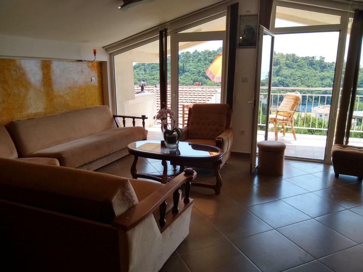 Apartmani Neda Bane Petrovac Extérieur photo