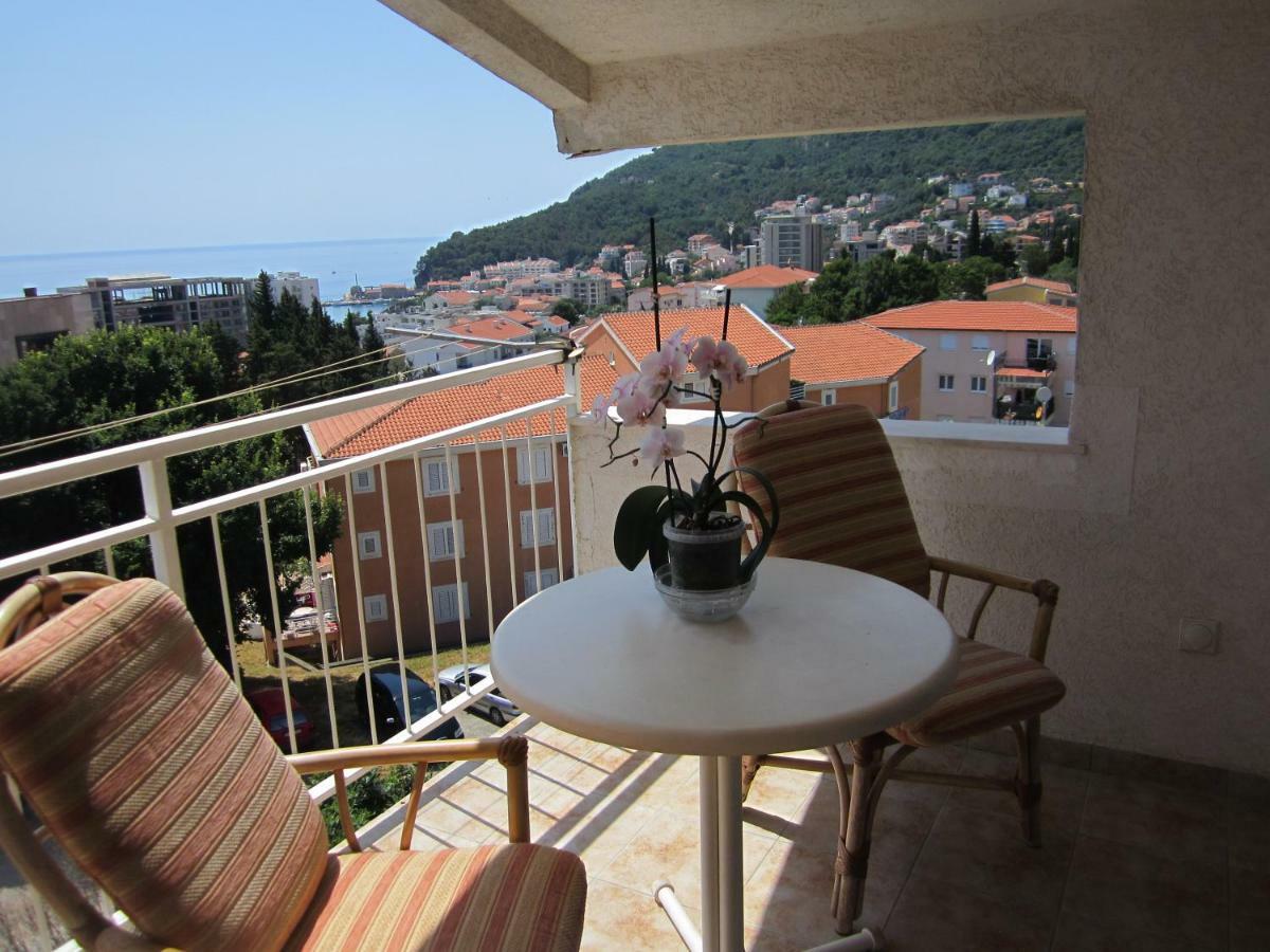 Apartmani Neda Bane Petrovac Extérieur photo