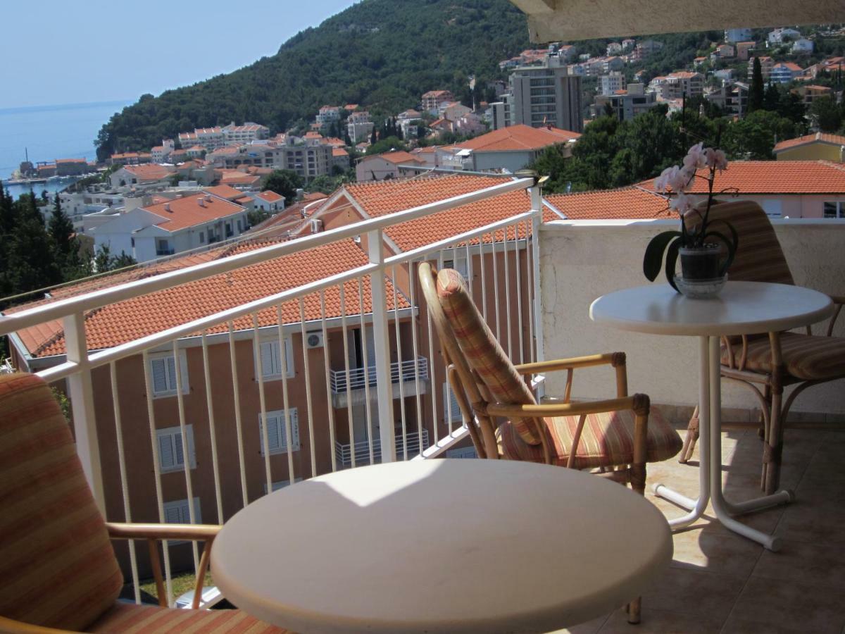 Apartmani Neda Bane Petrovac Extérieur photo