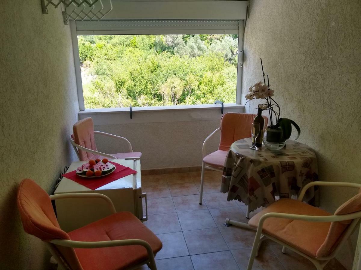 Apartmani Neda Bane Petrovac Extérieur photo